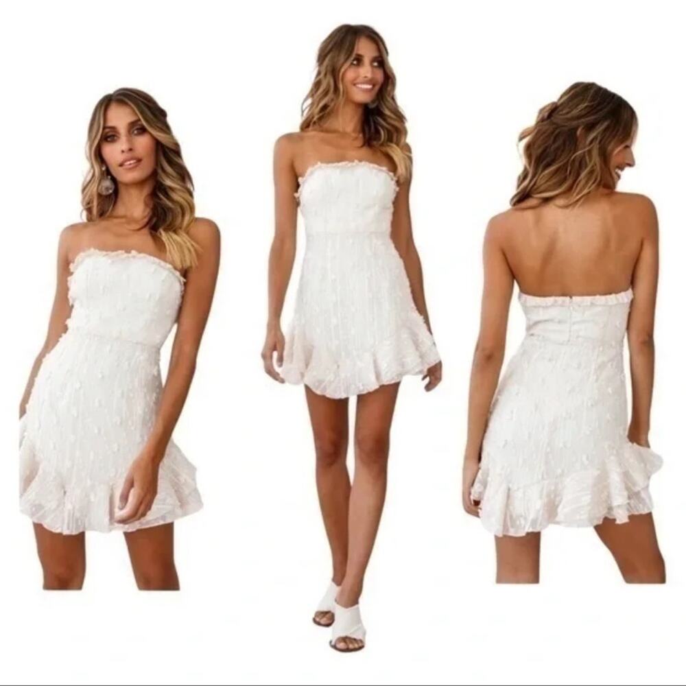 Selfie Leslie cream dress size XL